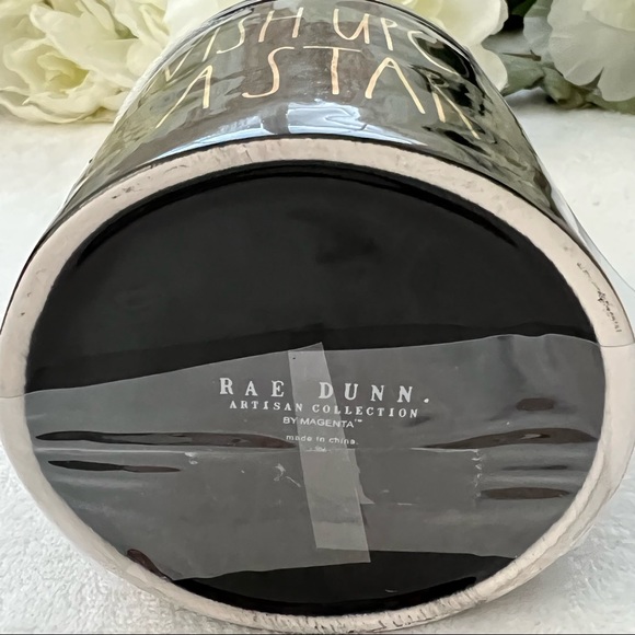 ❌SOLD❌ Rae Dunn | NWT WISH UPON A STAR Ceramic Canister in Black and Gold - Picture 4 of 13